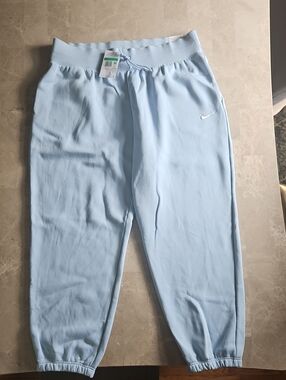 Nike Women’s Sky Blue Jogger Sweatpants